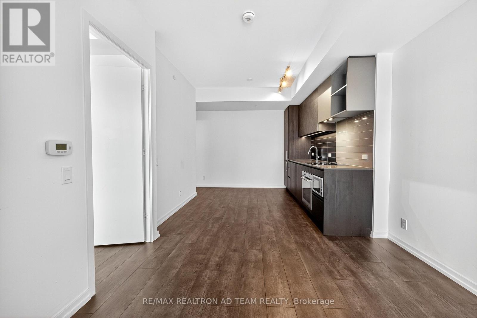 1901 - 1000 Portage Parkway, Vaughan, Ontario  L4K 0L1 - Photo 16 - N12474934