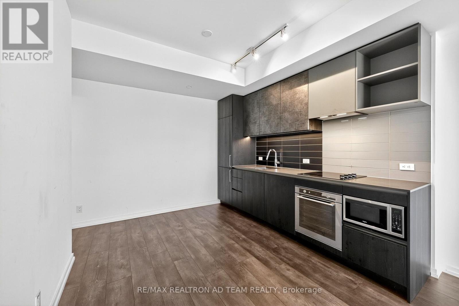 1901 - 1000 Portage Parkway, Vaughan, Ontario  L4K 0L1 - Photo 17 - N12474934