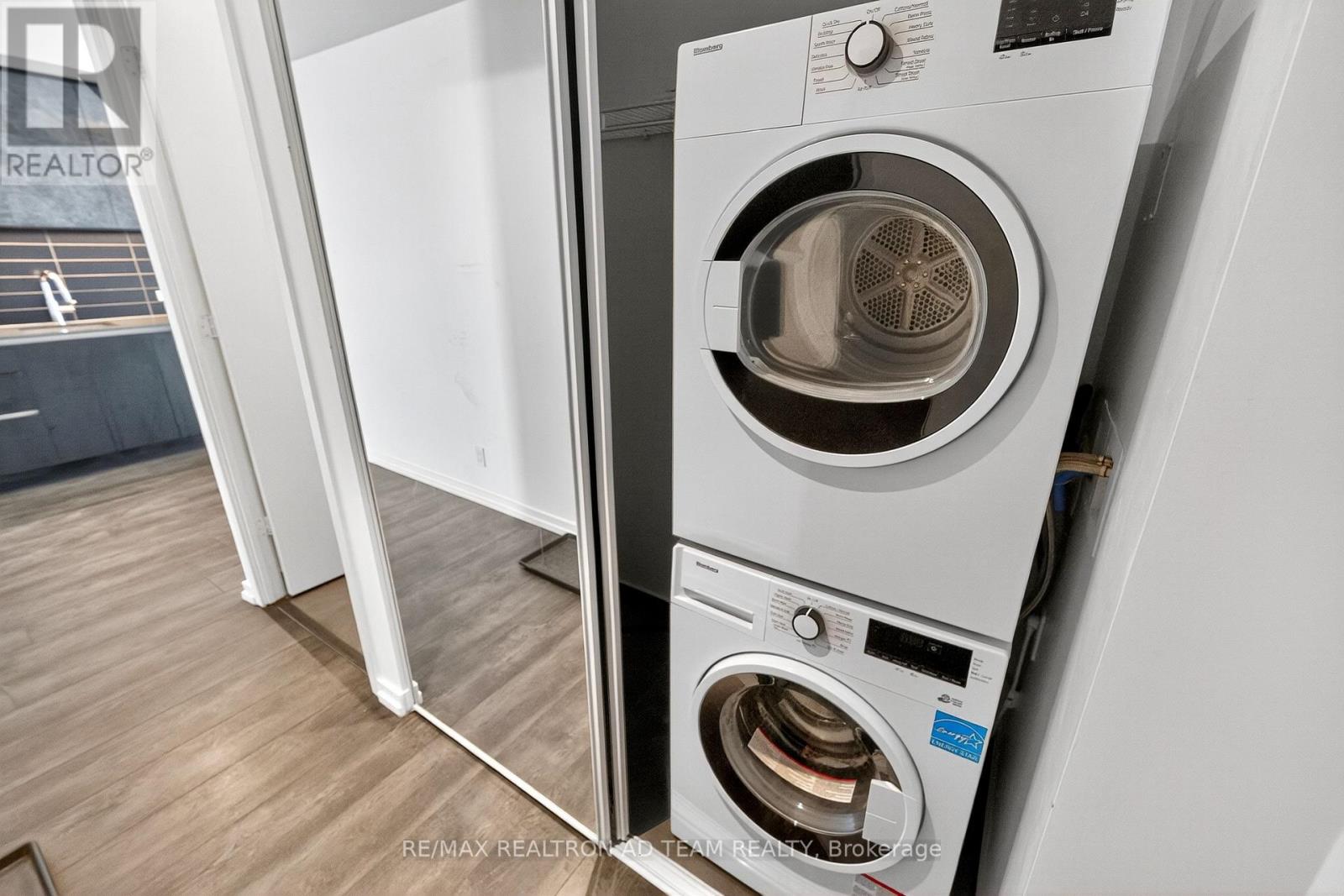 1901 - 1000 Portage Parkway, Vaughan, Ontario  L4K 0L1 - Photo 25 - N12474934