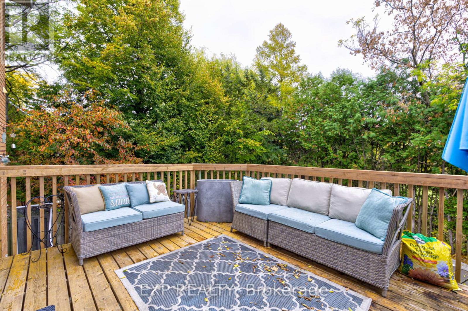 21 April Gardens, Aurora, Ontario  L4G 4R7 - Photo 14 - N12474943