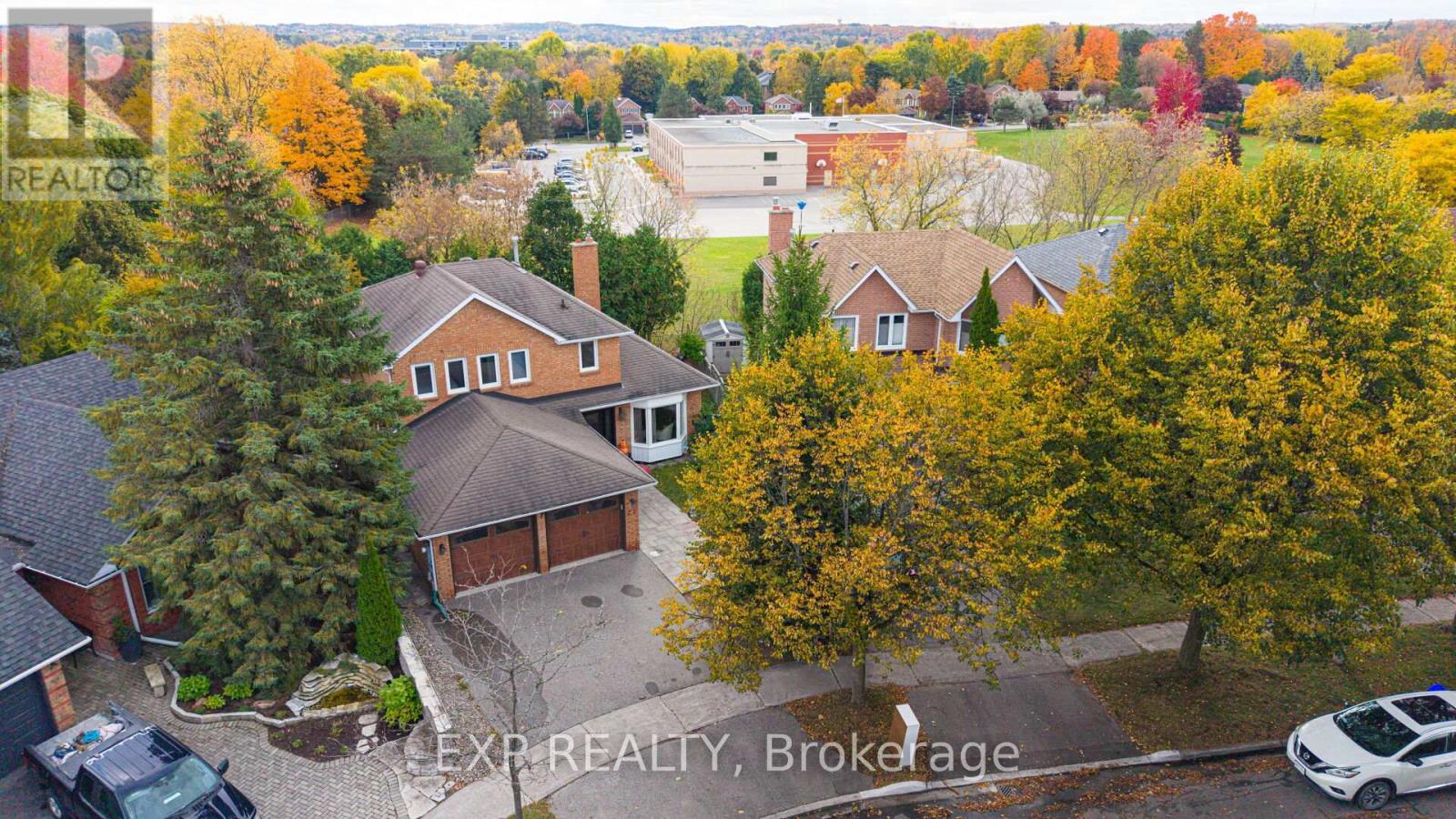 21 April Gardens, Aurora, Ontario  L4G 4R7 - Photo 33 - N12474943
