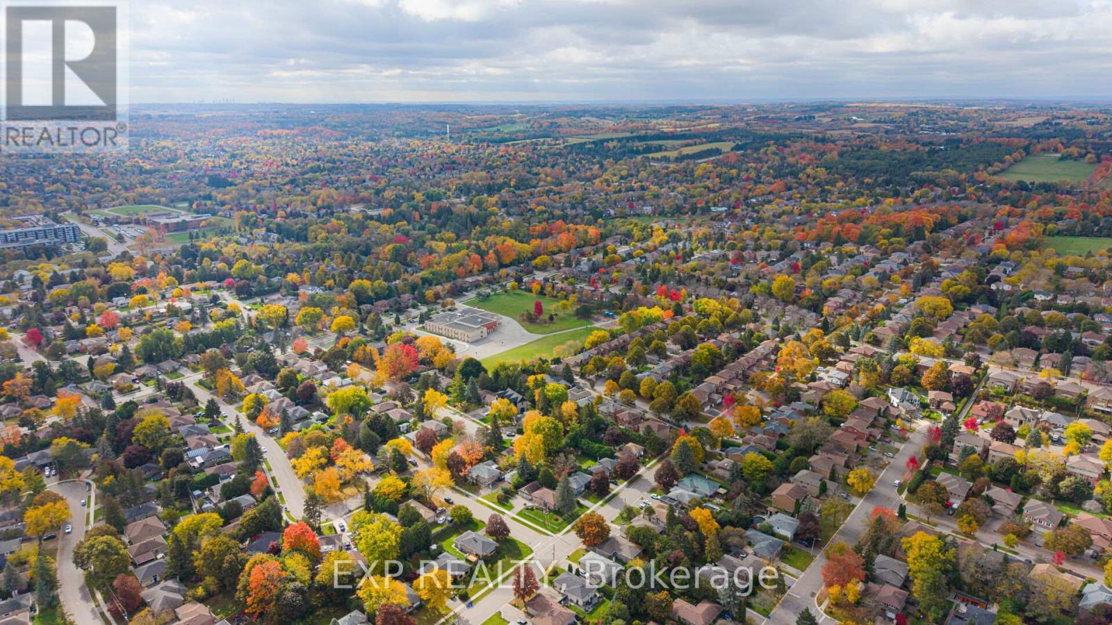 21 April Gardens, Aurora, Ontario  L4G 4R7 - Photo 34 - N12474943