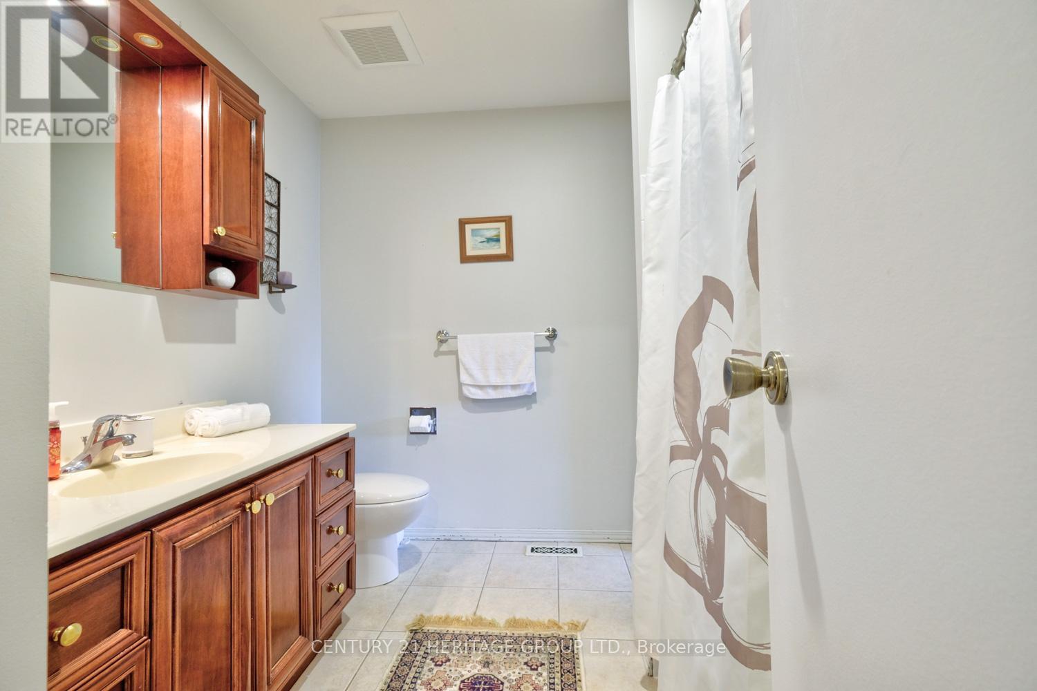 169 Spruce Street, Aurora, Ontario  L4G 3R7 - Photo 18 - N12474946