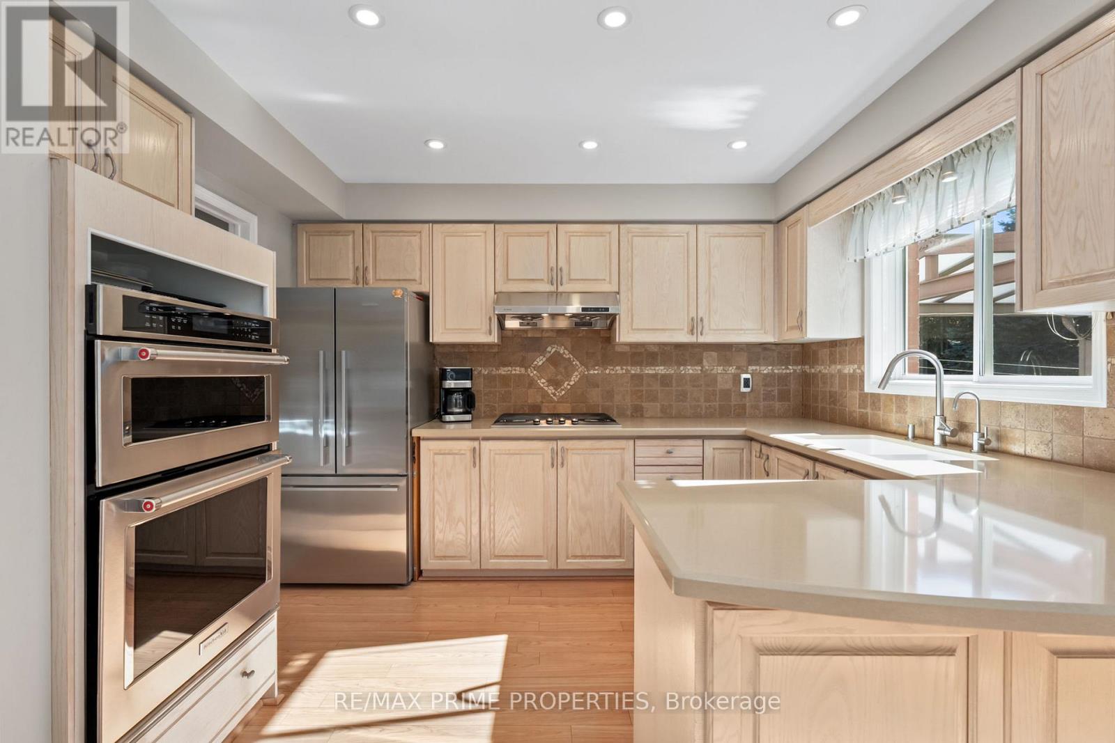 9 Valentini Avenue, East Gwillimbury, Ontario  L9N 1H9 - Photo 12 - N12474969
