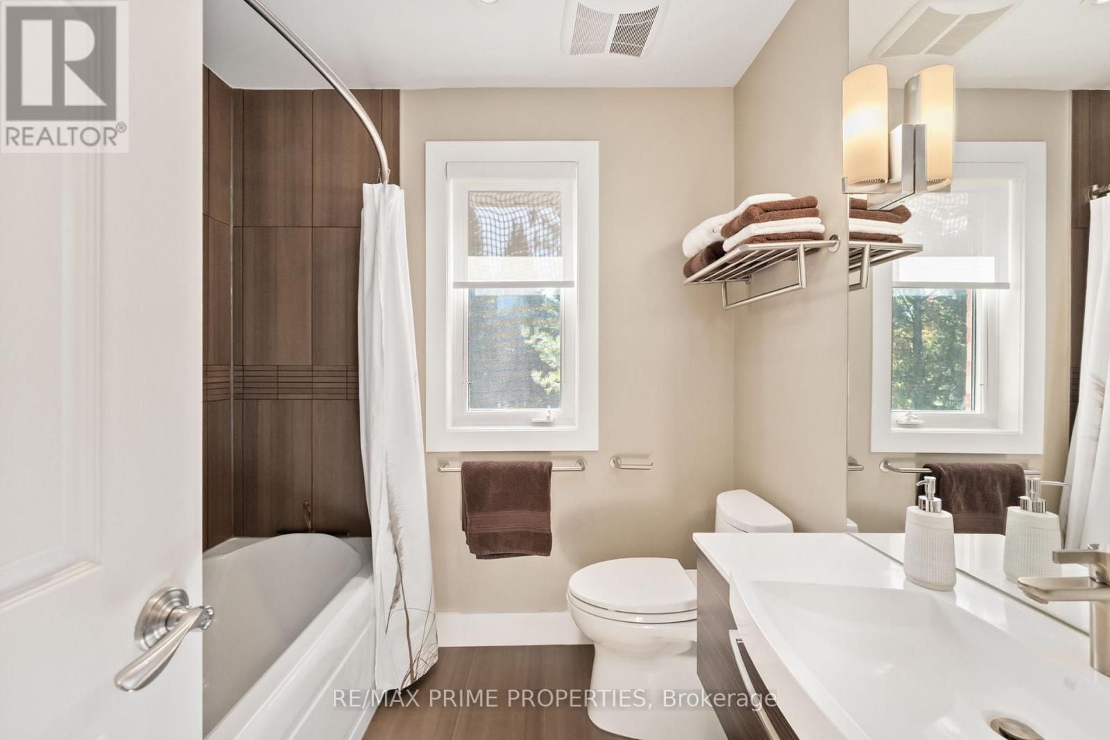 9 Valentini Avenue, East Gwillimbury, Ontario  L9N 1H9 - Photo 21 - N12474969