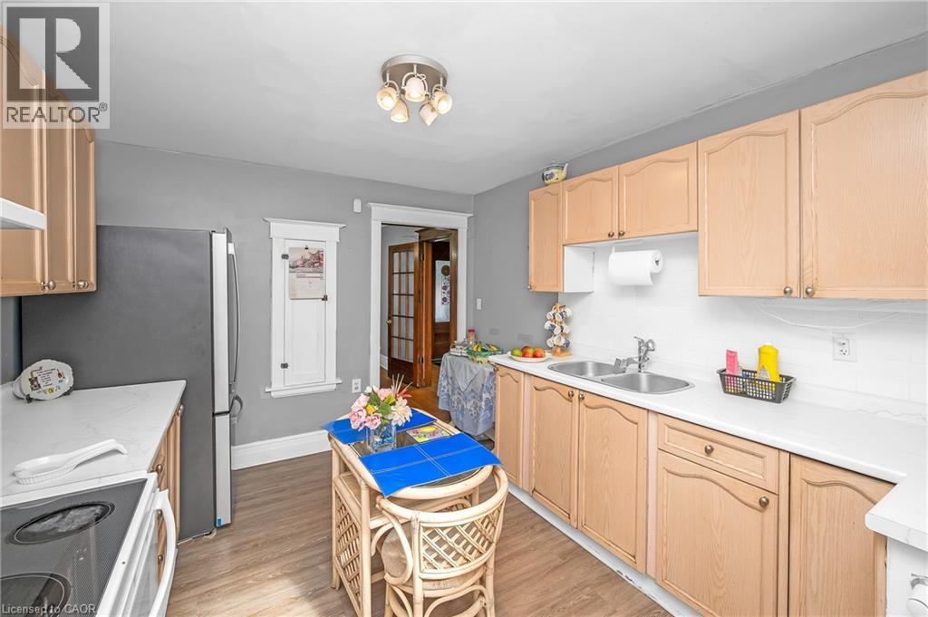 1088 King Street E, Hamilton, Ontario  L8M 1E3 - Photo 12 - 40781227