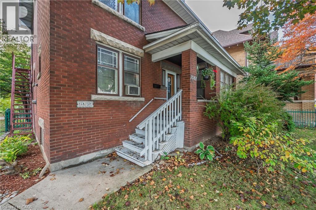1088 King Street E, Hamilton, Ontario  L8M 1E3 - Photo 3 - 40781227