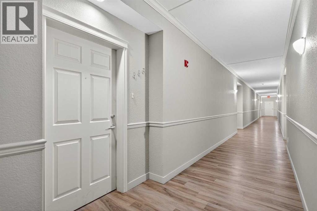 Property at 446, 15 Everstone Drive SW image 5