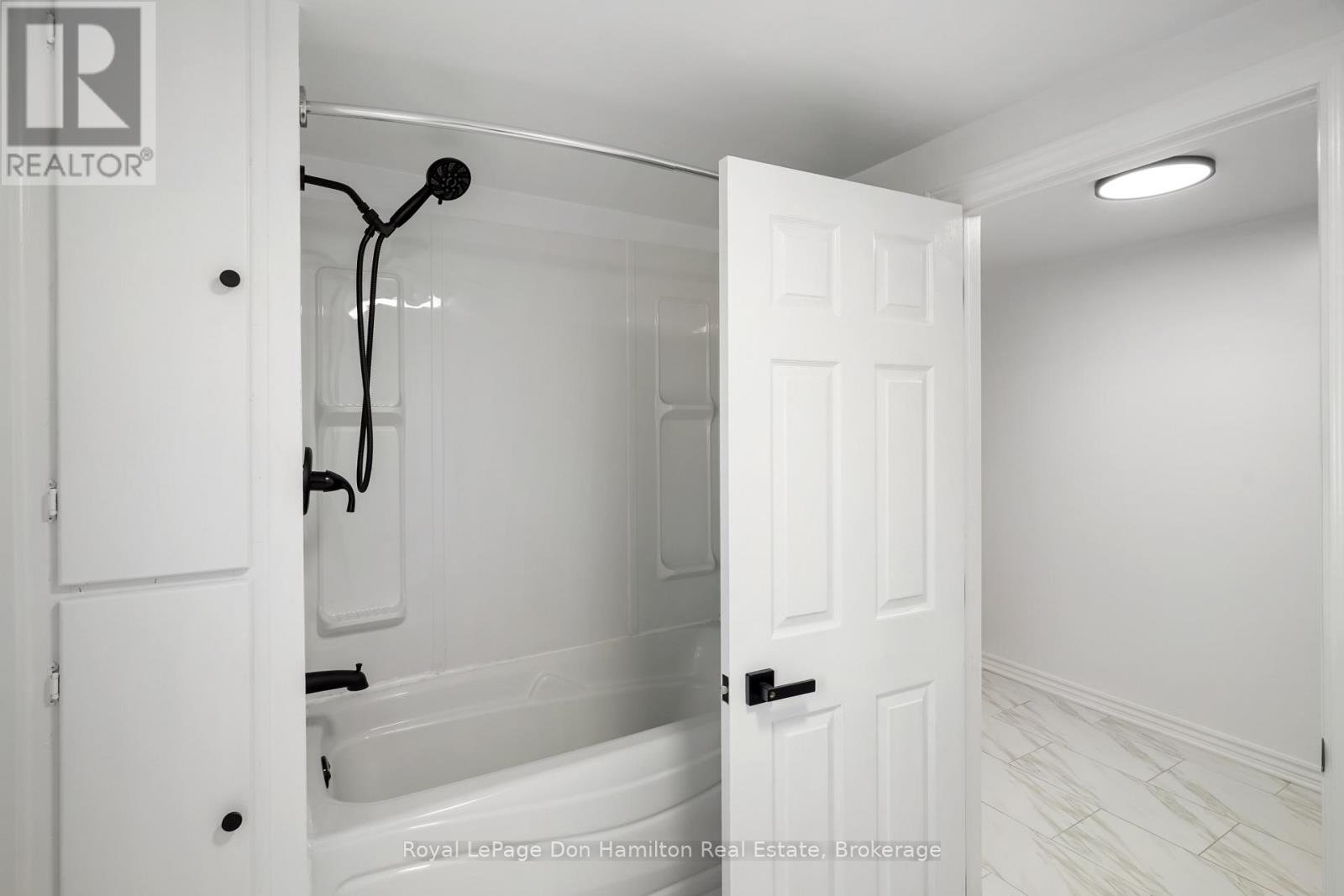 3792 Glendale Avenue, Fort Erie, Ontario  L0S 1B0 - Photo 34 - X12474989