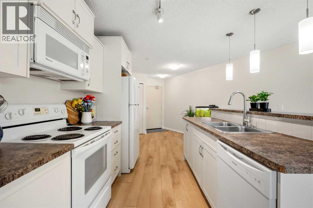 2121, 700 Willowbrook Road Nw, Airdrie, Alberta  T4B 0L5 - Photo 7 - A2265723