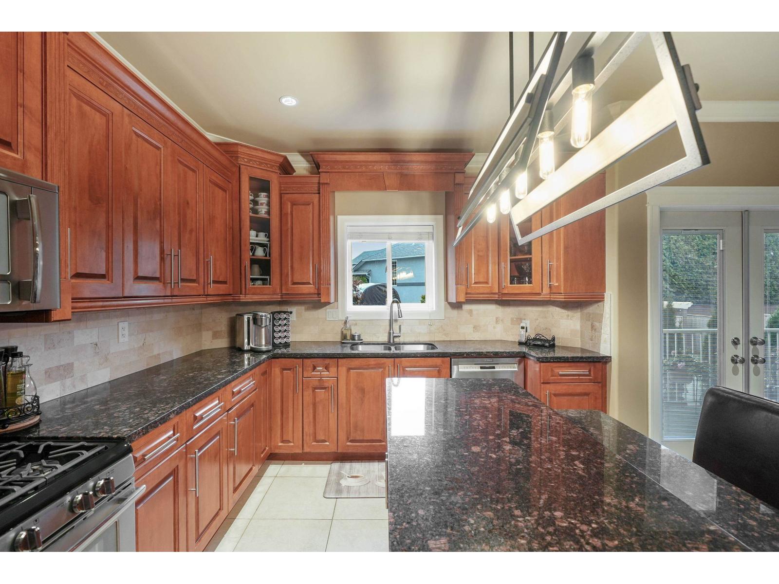 18496 64 Avenue, Surrey, British Columbia  V3S 8J6 - Photo 9 - R3060660