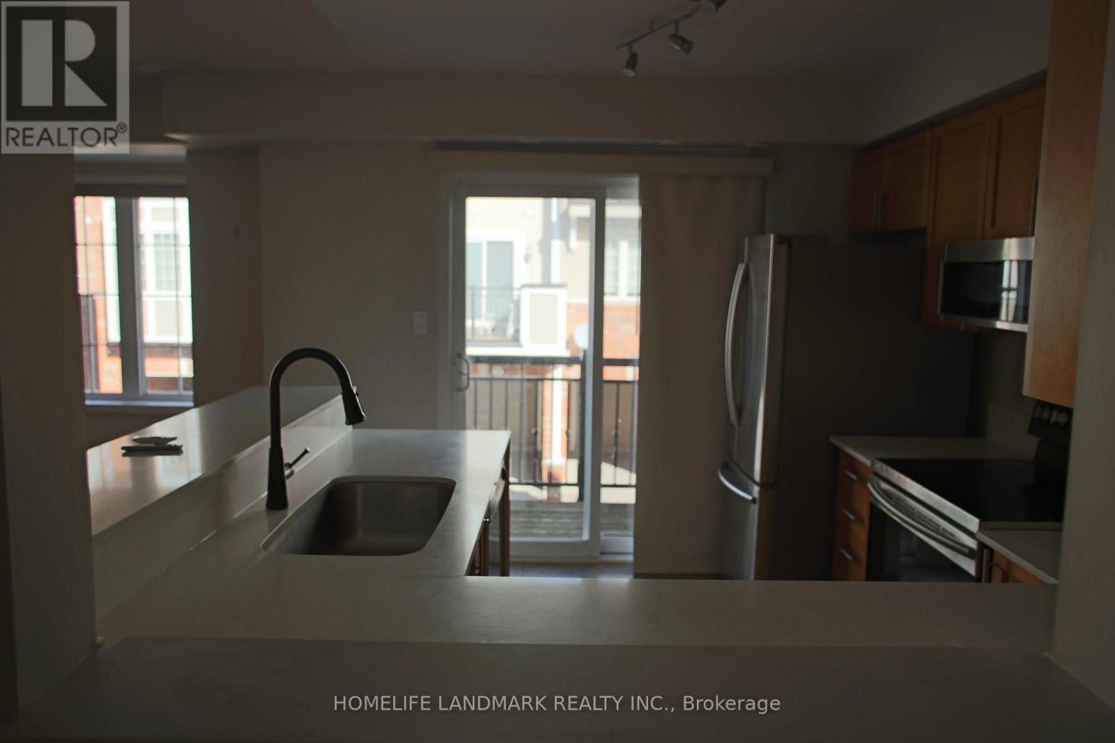 11 - 2614 Dashwood Drive, Oakville, Ontario  L6M 0K5 - Photo 13 - W12474920
