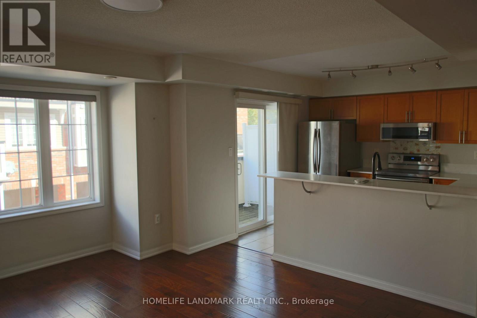 11 - 2614 Dashwood Drive, Oakville, Ontario  L6M 0K5 - Photo 14 - W12474920