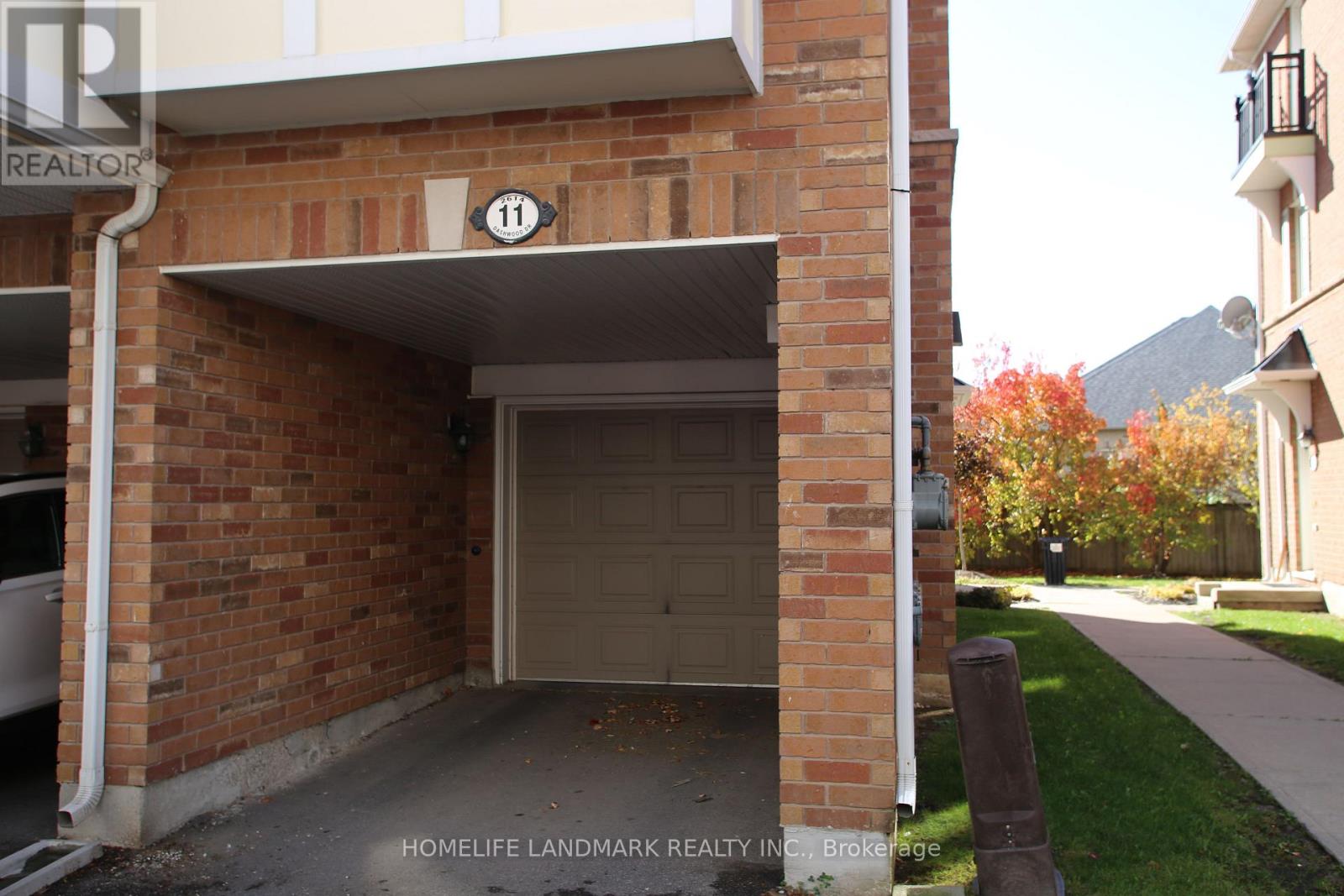 11 - 2614 Dashwood Drive, Oakville, Ontario  L6M 0K5 - Photo 35 - W12474920