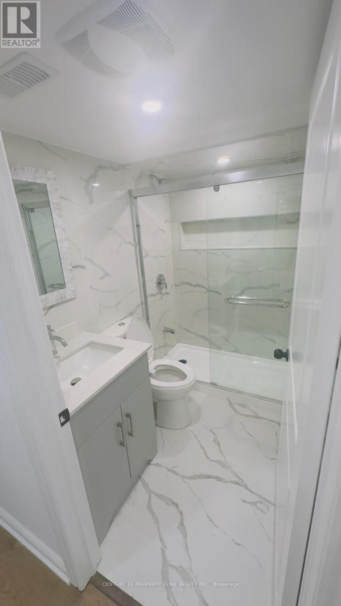 7223 Sedan Square, Mississauga, Ontario  L5W 1K3 - Photo 10 - W12474923