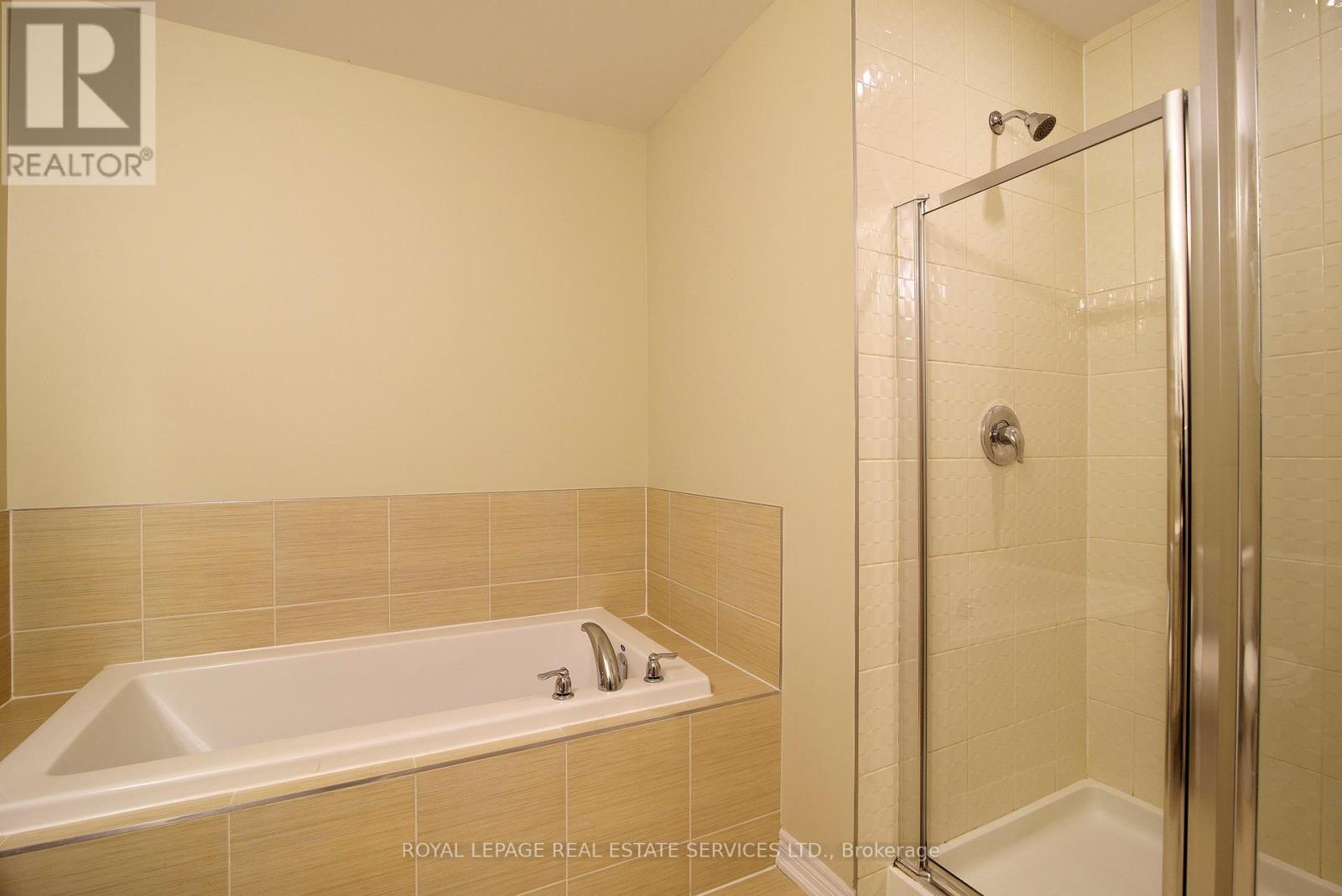 387 Alderwood Common, Oakville, Ontario  L6H 0P8 - Photo 11 - W12474941