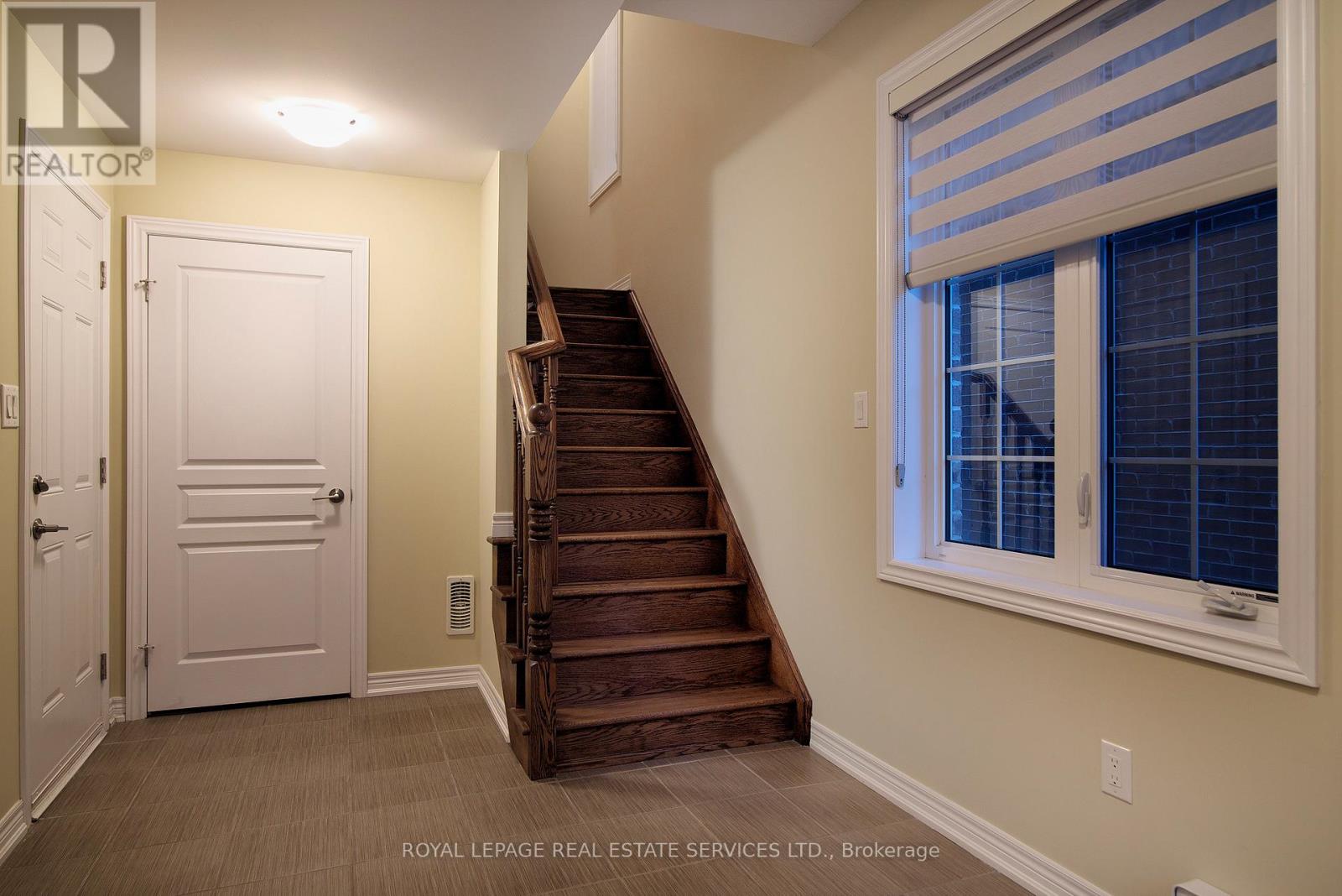 387 Alderwood Common, Oakville, Ontario  L6H 0P8 - Photo 19 - W12474941