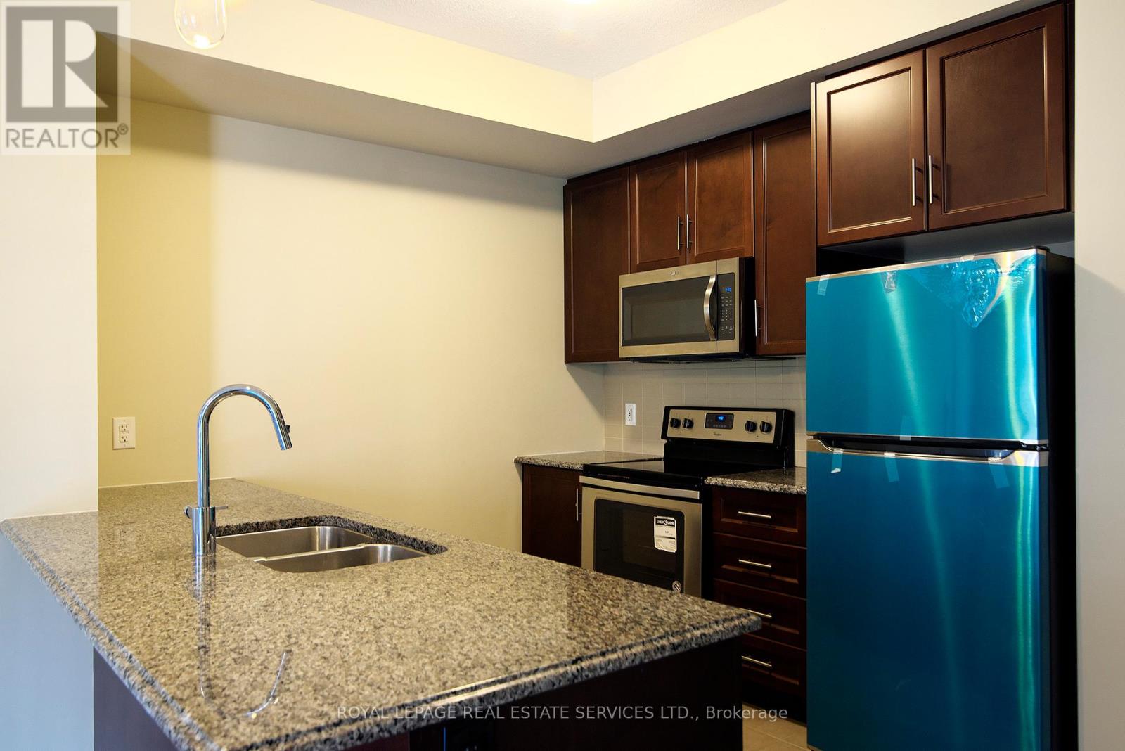 387 Alderwood Common, Oakville, Ontario  L6H 0P8 - Photo 20 - W12474941