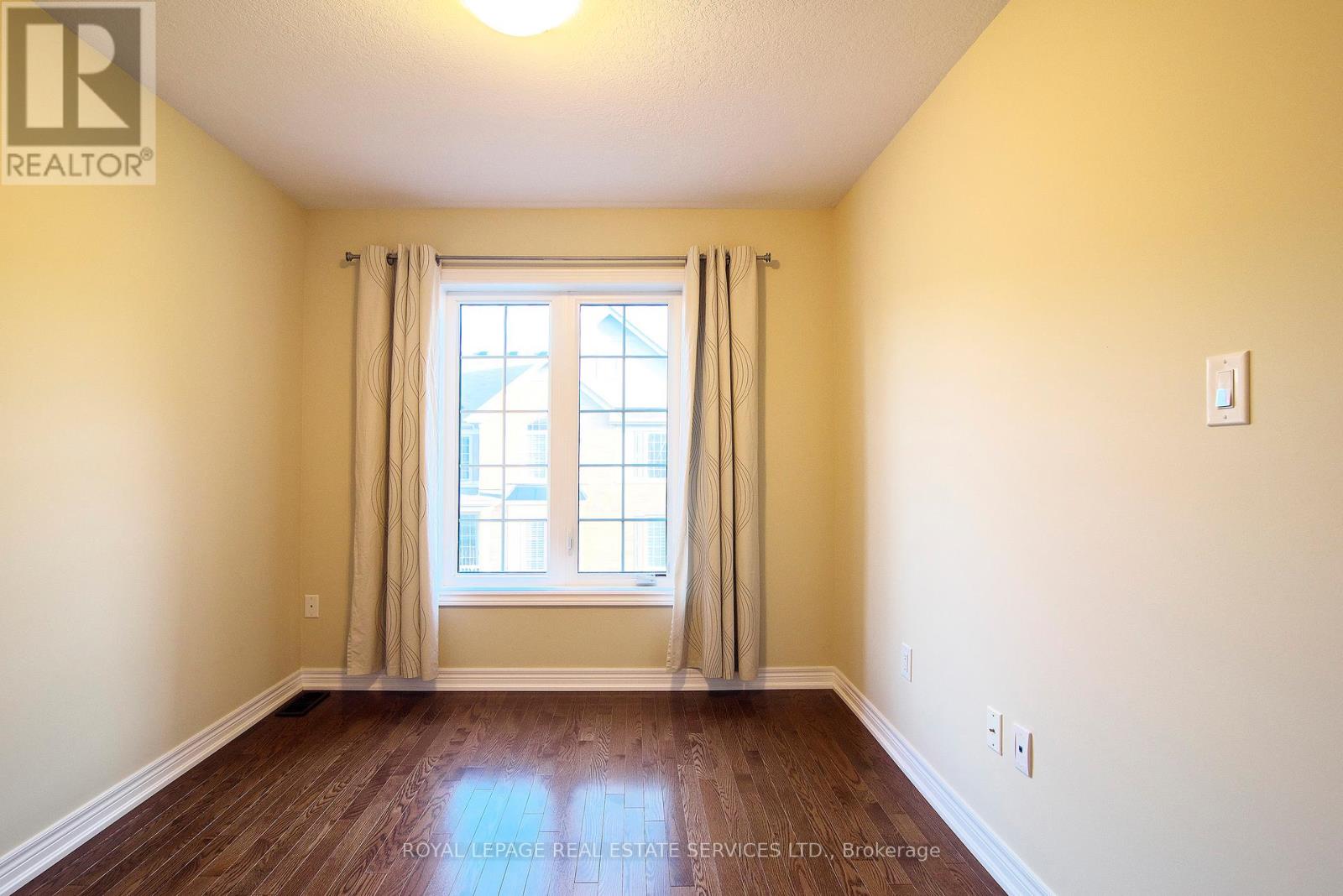 387 Alderwood Common, Oakville, Ontario  L6H 0P8 - Photo 9 - W12474941