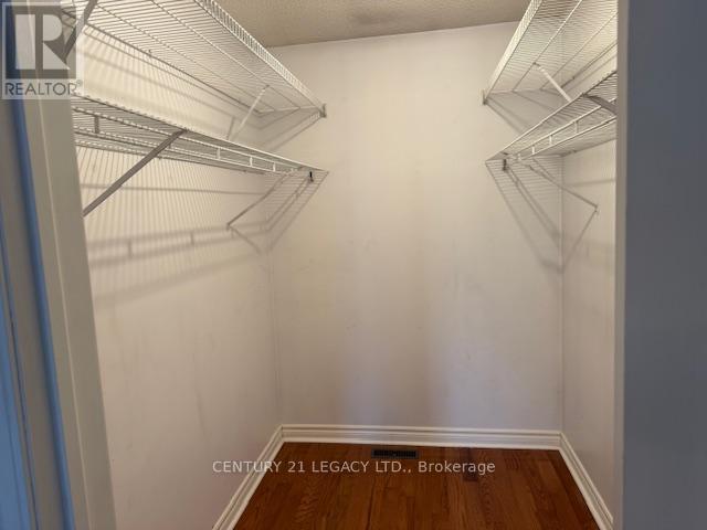 (Upper) - 45 Panorama Crescent, Brampton, Ontario  L6S 3T8 - Photo 28 - W12474944