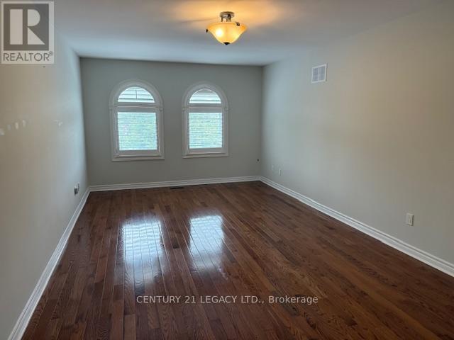(Upper) - 45 Panorama Crescent, Brampton, Ontario  L6S 3T8 - Photo 29 - W12474944