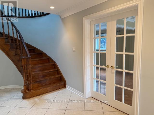 (Upper) - 45 Panorama Crescent, Brampton, Ontario  L6S 3T8 - Photo 5 - W12474944