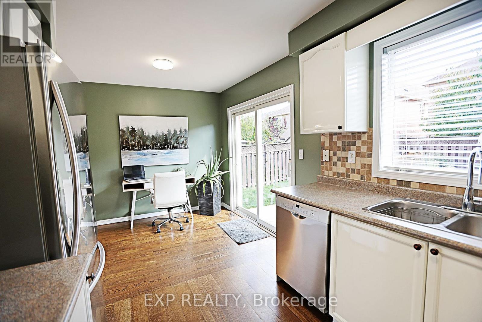 1528 Evans Terrace, Milton, Ontario  L9T 5J4 - Photo 15 - W12474949