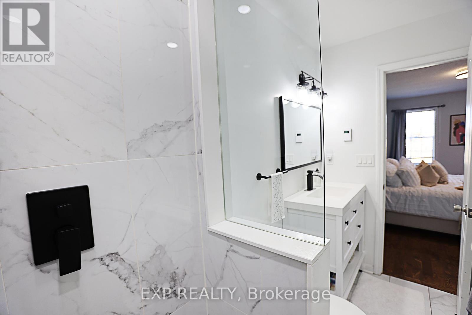 1528 Evans Terrace, Milton, Ontario  L9T 5J4 - Photo 26 - W12474949
