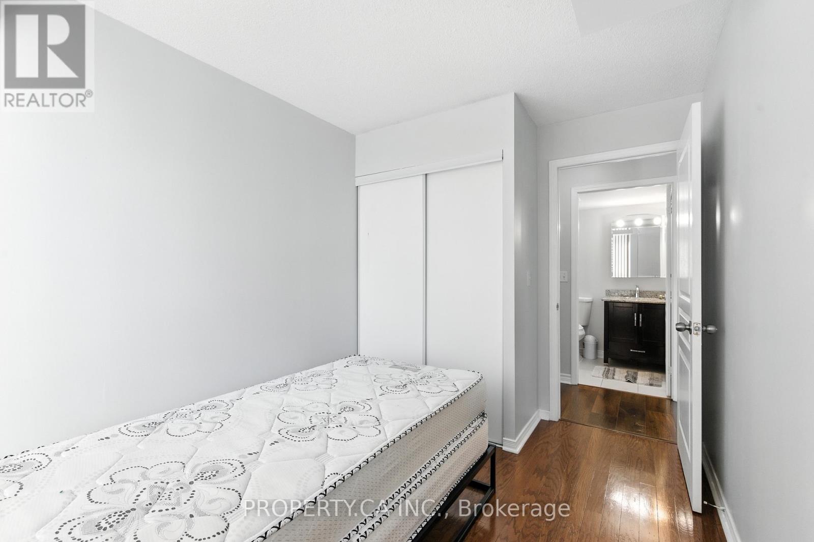 607 - 2585 Erin Centre Boulevard, Mississauga, Ontario  L5M 6Z7 - Photo 18 - W12474953