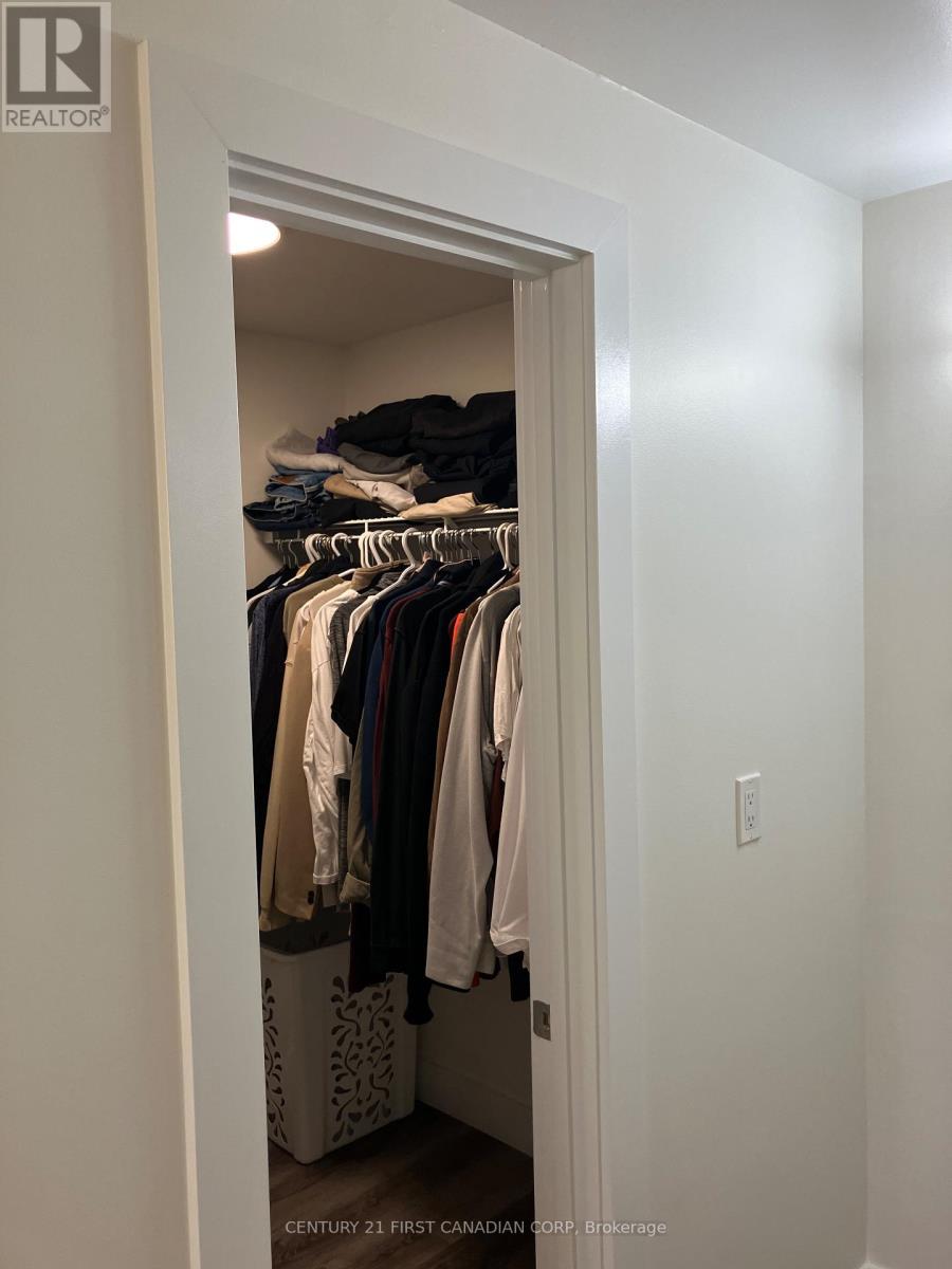 36 - 105 Andover Drive, London South, Ontario  N6J 4B1 - Photo 14 - X12475000