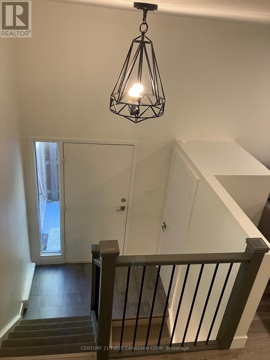 36 - 105 Andover Drive, London South, Ontario  N6J 4B1 - Photo 17 - X12475000
