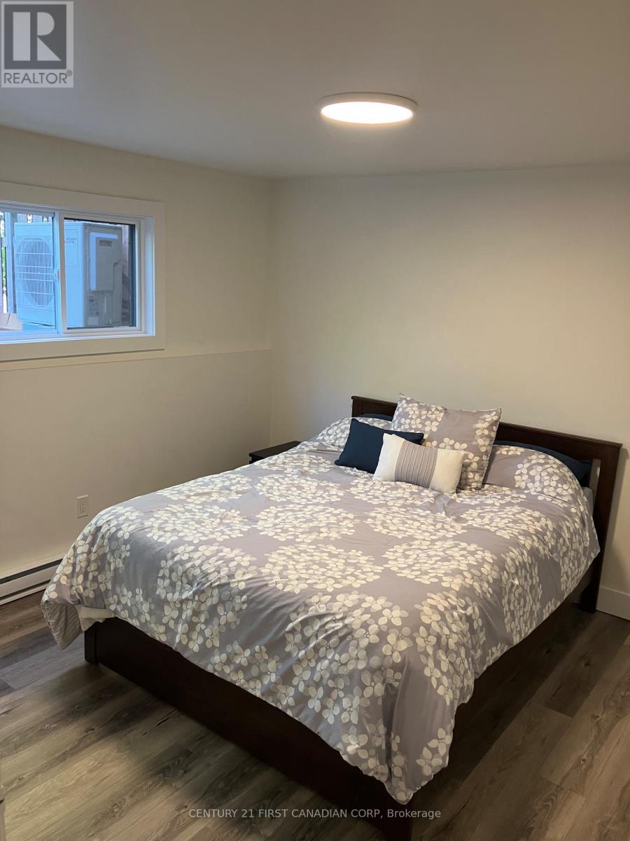 36 - 105 Andover Drive, London South, Ontario  N6J 4B1 - Photo 18 - X12475000