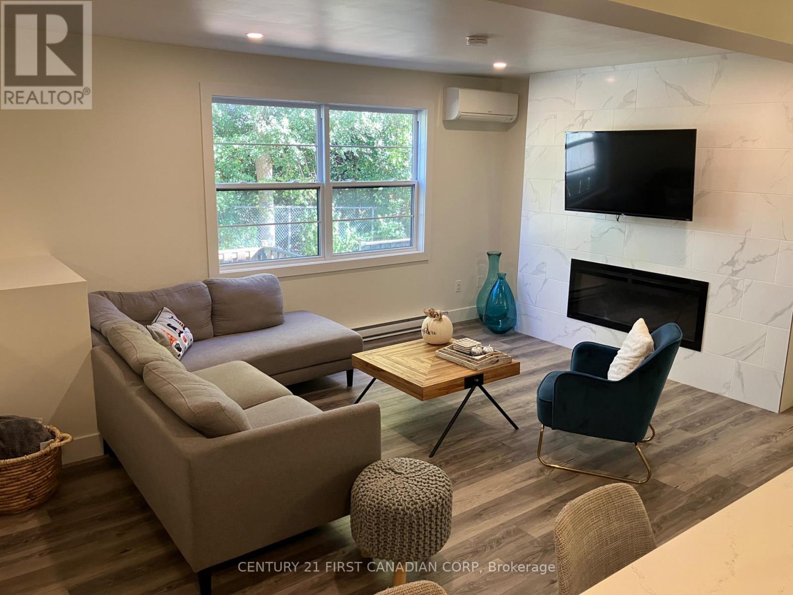 36 - 105 Andover Drive, London South, Ontario  N6J 4B1 - Photo 7 - X12475000