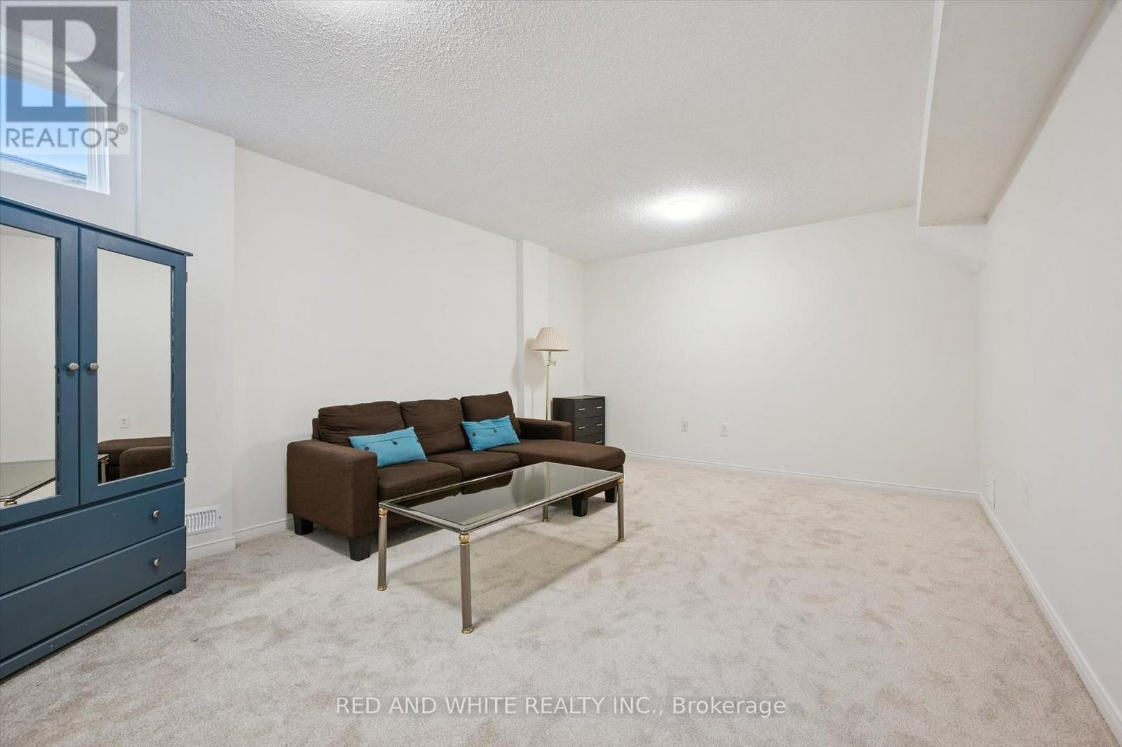 3 - 151 Clairfields Drive E, Guelph, Ontario  N1L 1P5 - Photo 34 - X12474927