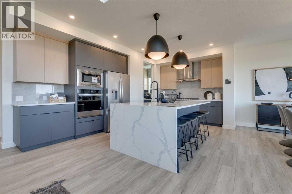 106 Bridgeport Landing, Chestermere, Alberta  T1X 3E3 - Photo 6 - A2266056