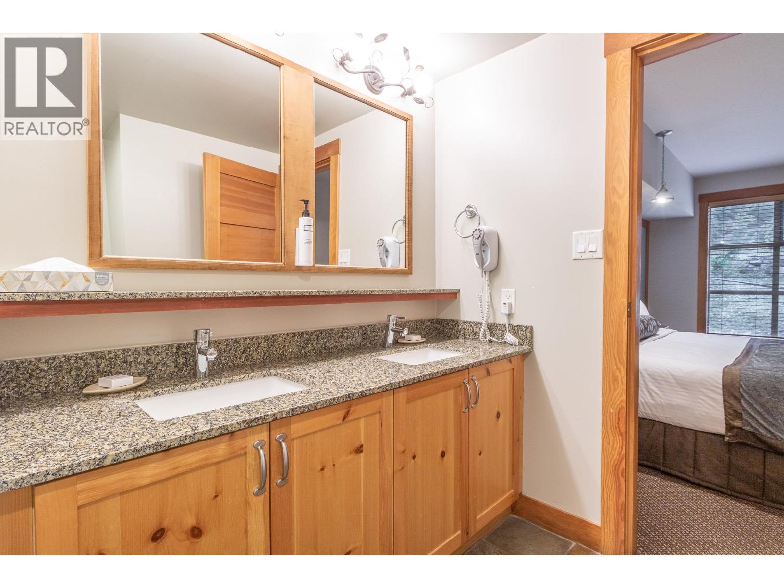 334a 2036 London Lane, Whistler, British Columbia  V8E 0N7 - Photo 29 - R3060705