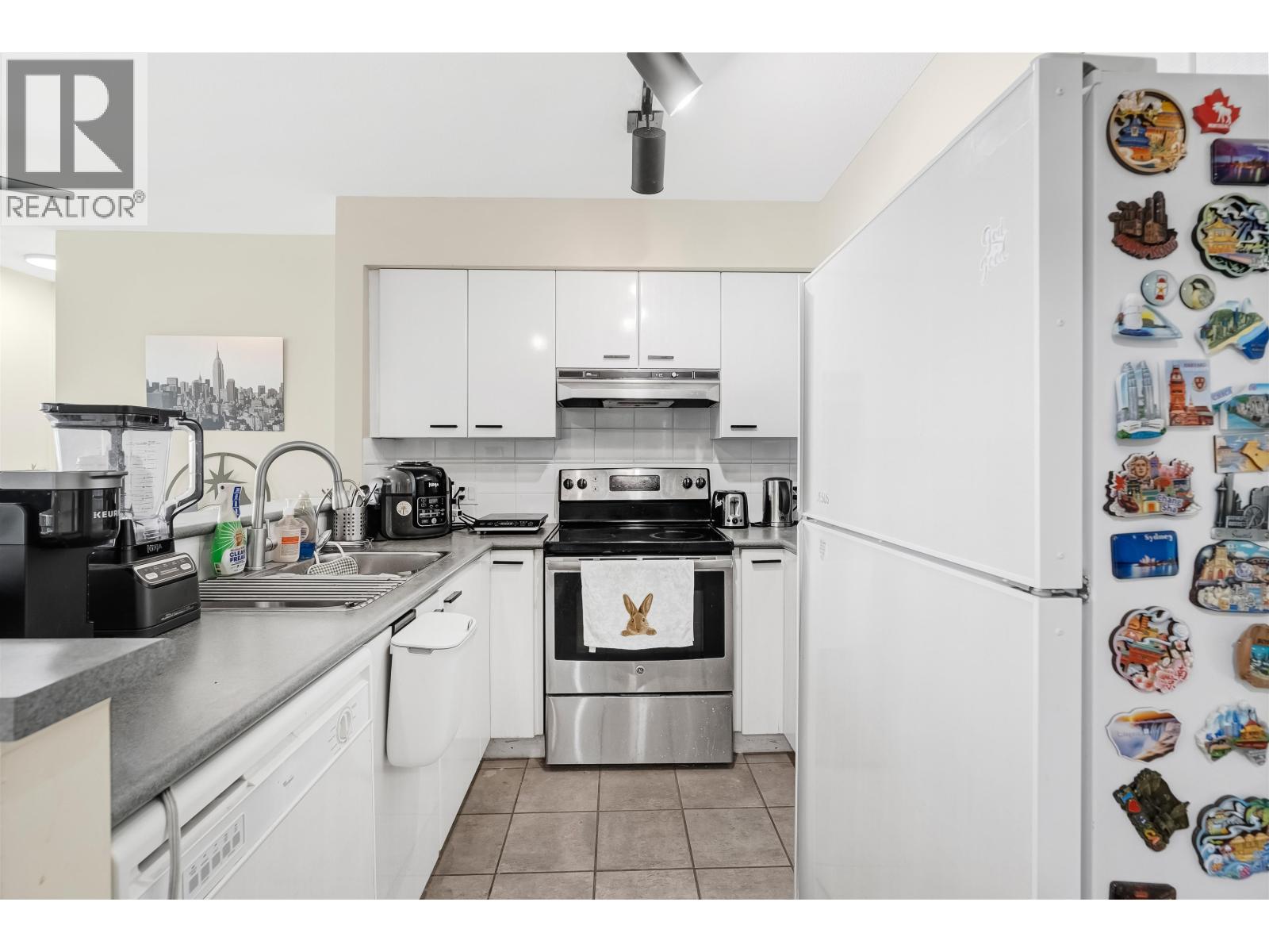 1201 6088 Willingdon Avenue, Burnaby, British Columbia  V5H 4V2 - Photo 4 - R3060711