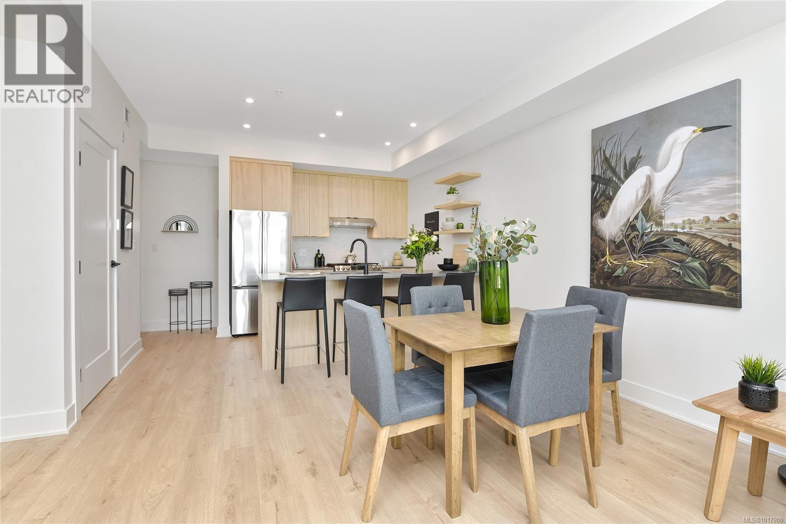 309 1114 Samar Cres, Langford, British Columbia  V9B 7C5 - Photo 2 - 1017900