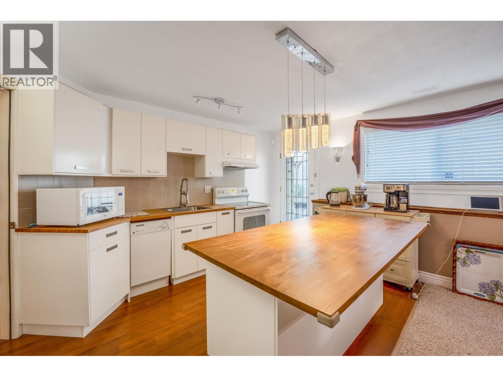 3051 Sienna Court, Coquitlam, British Columbia  V3E 3N7 - Photo 6 - R3060710