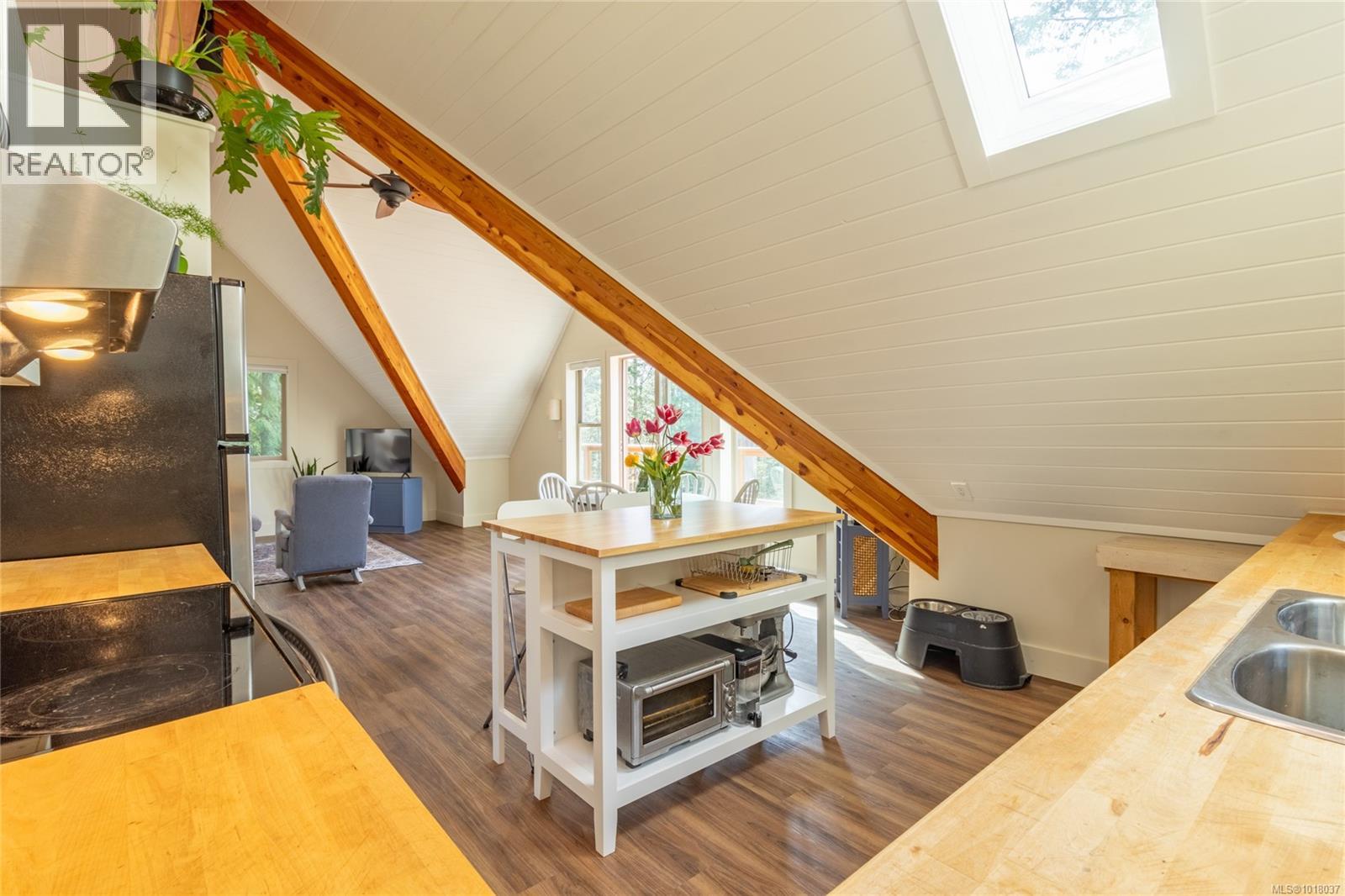 4810 Cannon Cres, Pender Island, British Columbia  V0N 2M2 - Photo 20 - 1018037