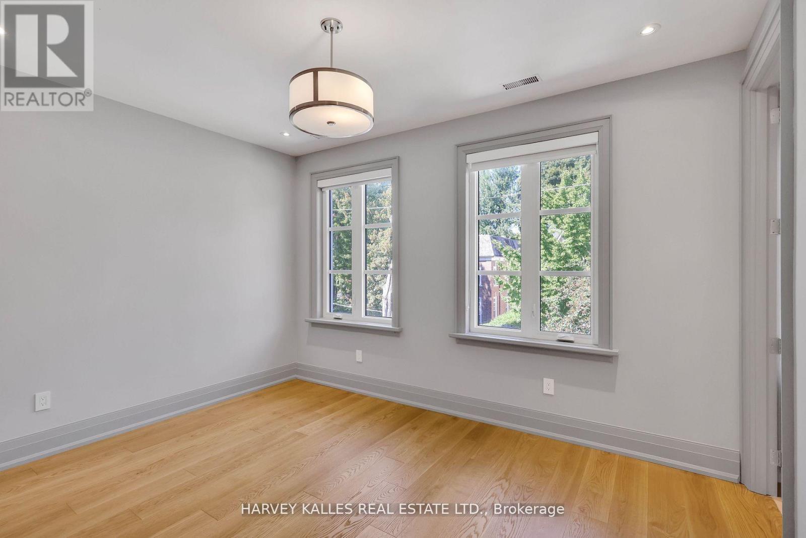 51 Gormley Avenue, Toronto, Ontario  M4V 1Y9 - Photo 34 - C12474973