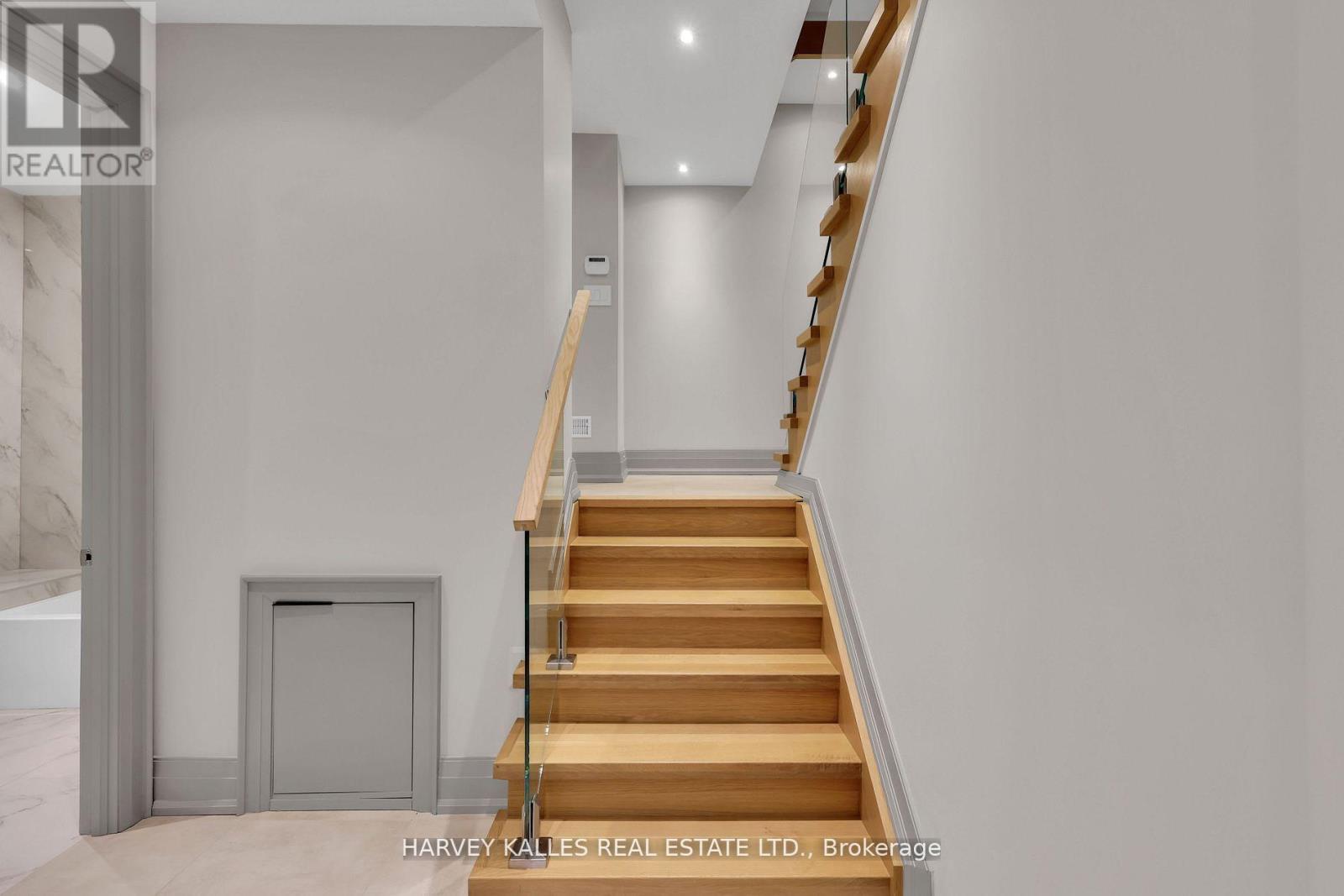 51 Gormley Avenue, Toronto, Ontario  M4V 1Y9 - Photo 45 - C12474973