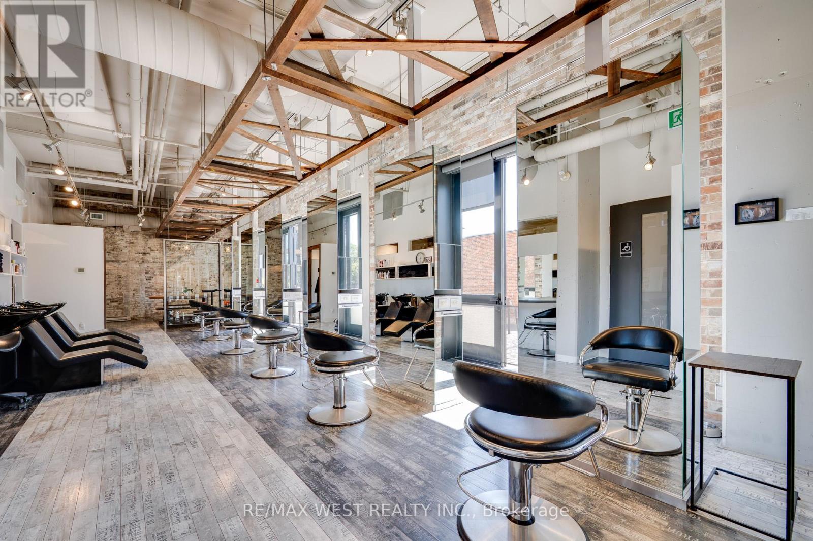 90 DISTILLERY LANE, Toronto, Ontario
