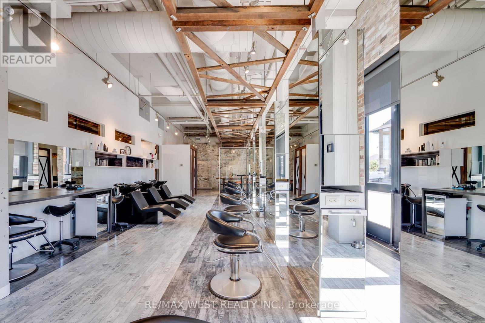 90 Distillery Lane, Toronto, Ontario  M5A 4R2 - Photo 14 - C12474976