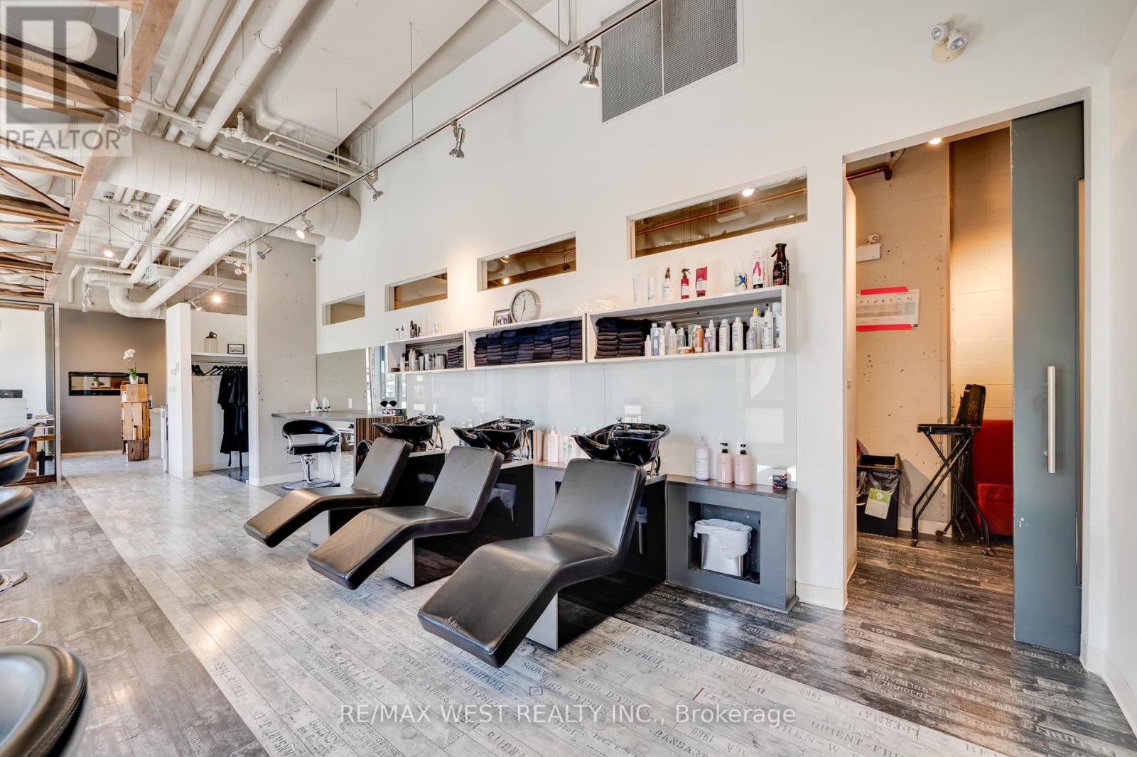90 Distillery Lane, Toronto, Ontario  M5A 4R2 - Photo 16 - C12474976