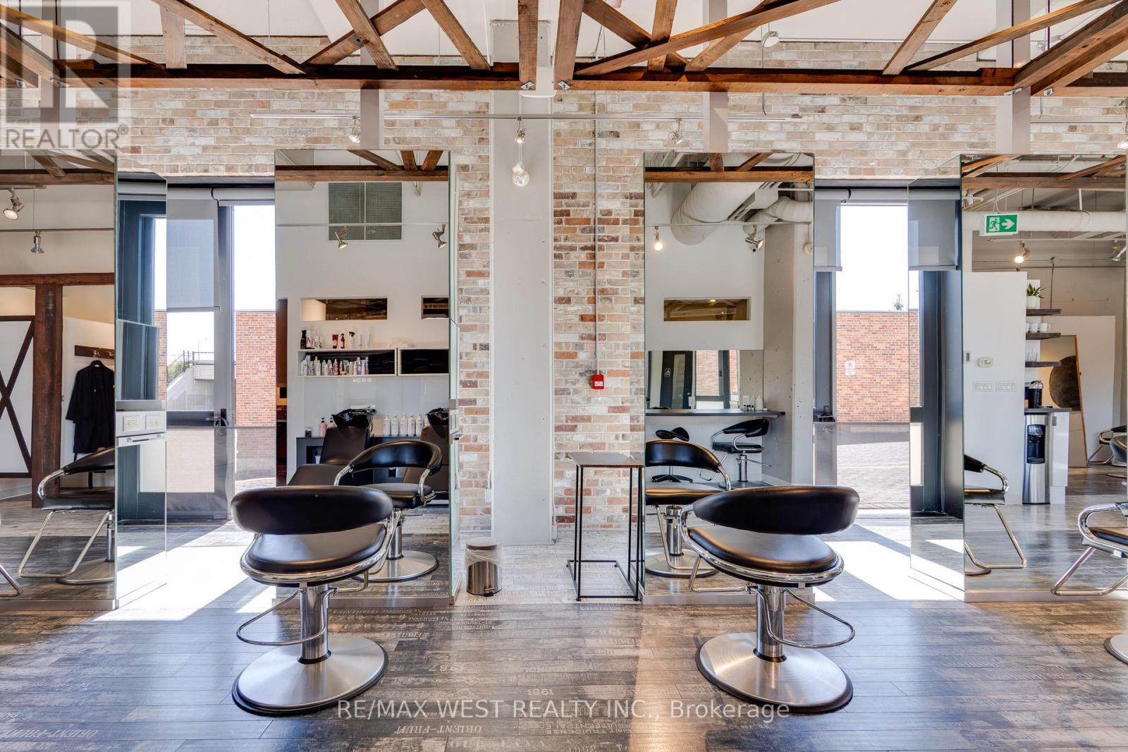 90 Distillery Lane, Toronto, Ontario  M5A 4R2 - Photo 17 - C12474976