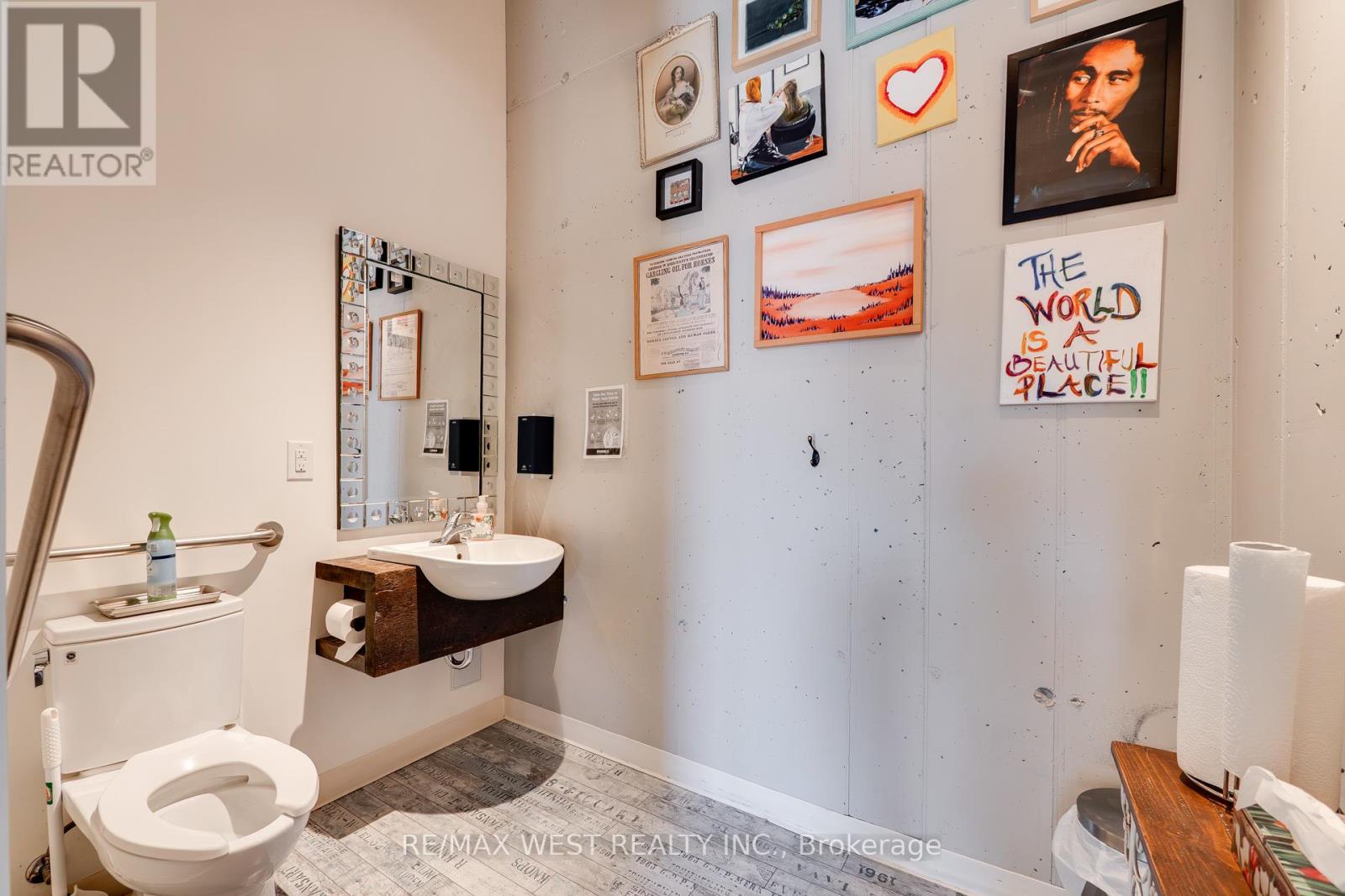90 Distillery Lane, Toronto, Ontario  M5A 4R2 - Photo 23 - C12474976