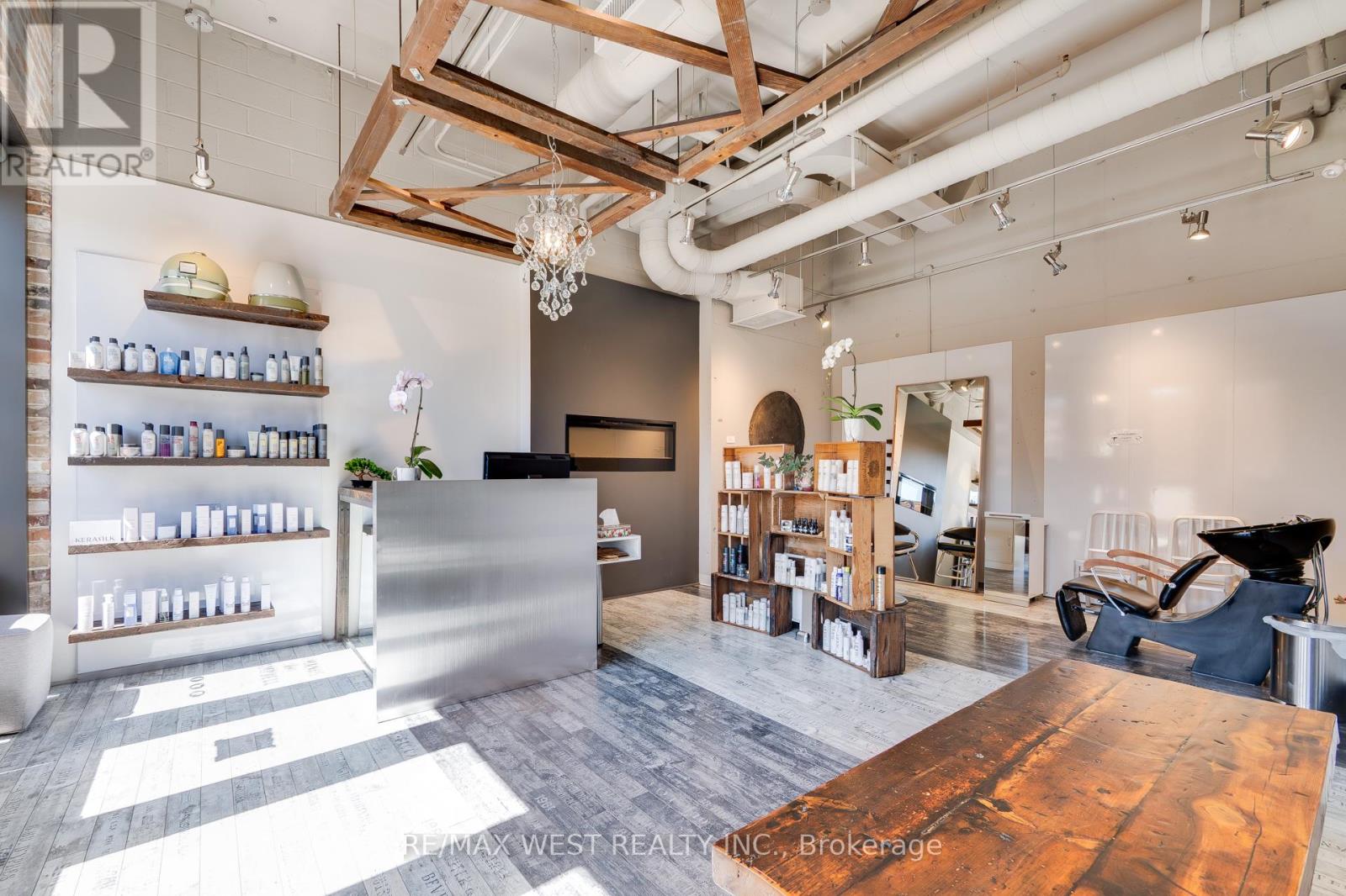 90 Distillery Lane, Toronto, Ontario  M5A 4R2 - Photo 9 - C12474976