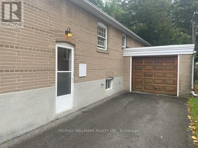 231 York Mills Road, Toronto, Ontario  M2L 1L2 - Photo 2 - C12474985