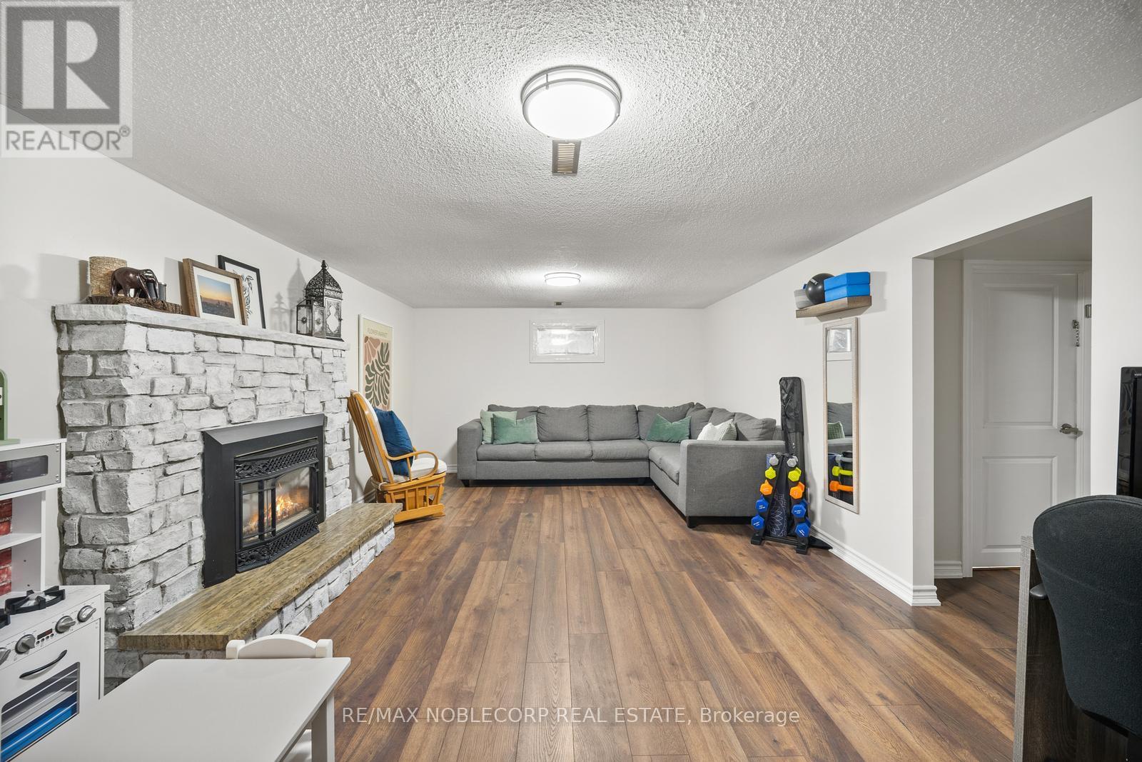42 Mitchell Avenue, New Tecumseth, Ontario  L9R 1C2 - Photo 29 - N12473958